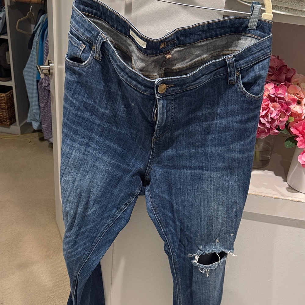 Kut from the Kloth Dark Blue Ripped boyfriend jeans